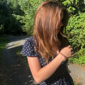 Meet your Posher, Belle